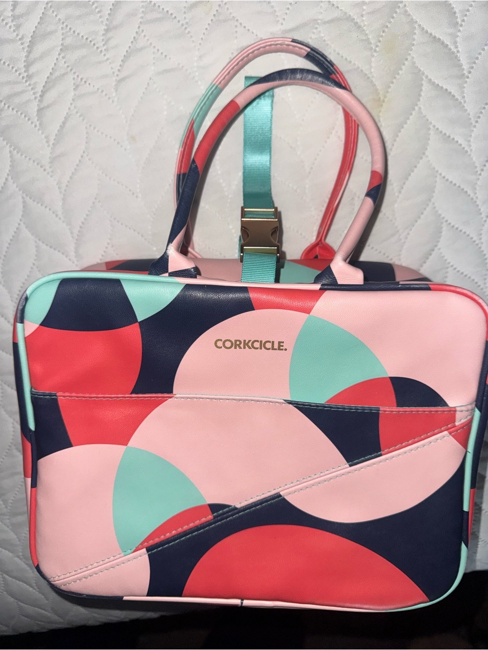 CORKCICLE Pink Coral Mint Navy Geometric Lunch bag